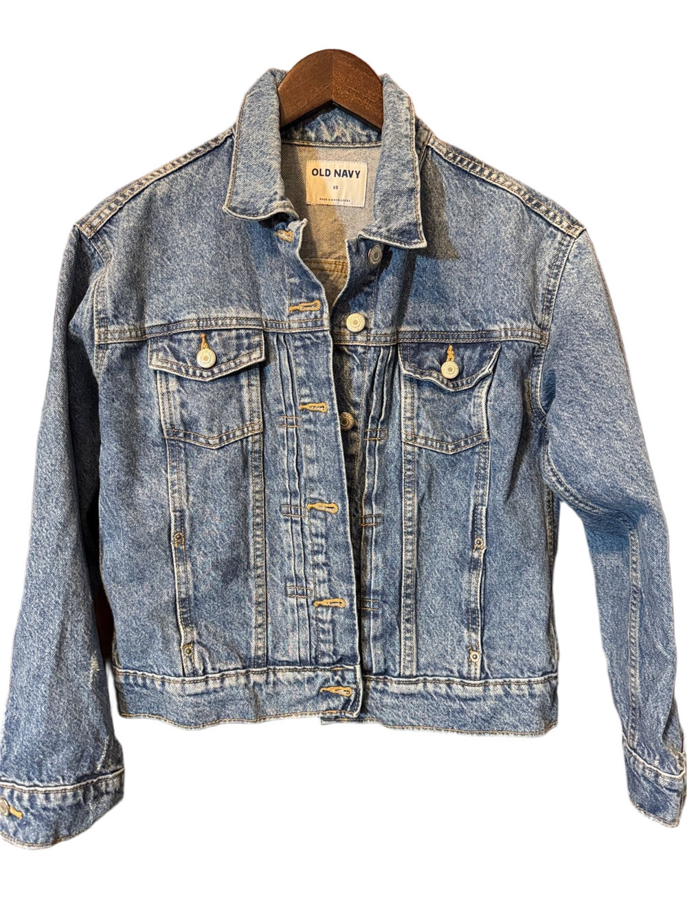 Old Navy Distressed Light Wash Denim Jacket in Blue Size XS - Picture 2 of 4